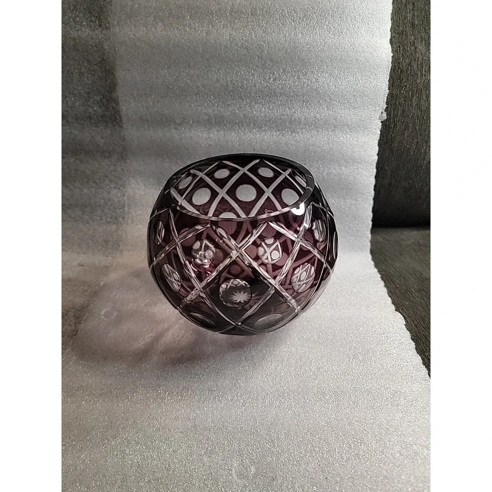 STUNNING GORHAM PURPLE CUT CRYSTAL VASE W/‎ SPHERE & GRID DESIGN
